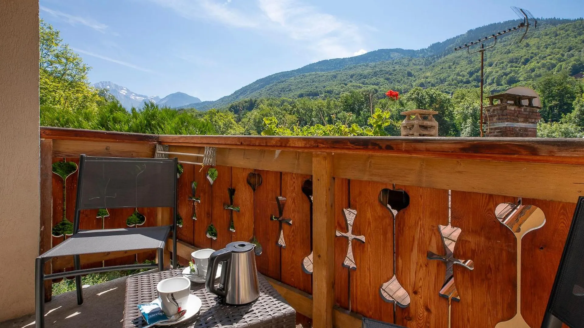 Hotel Les Bains Brides-les-Bains 3*,